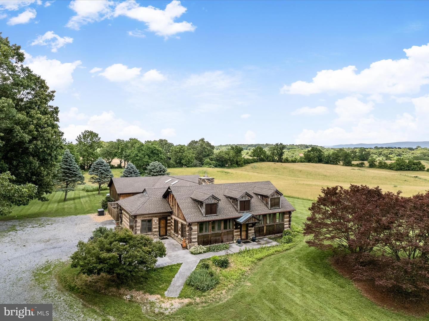 Berryville, Virginia, 22611, United States, 4 Bedrooms Bedrooms, ,3 BathroomsBathrooms,Residential,Active,1884871