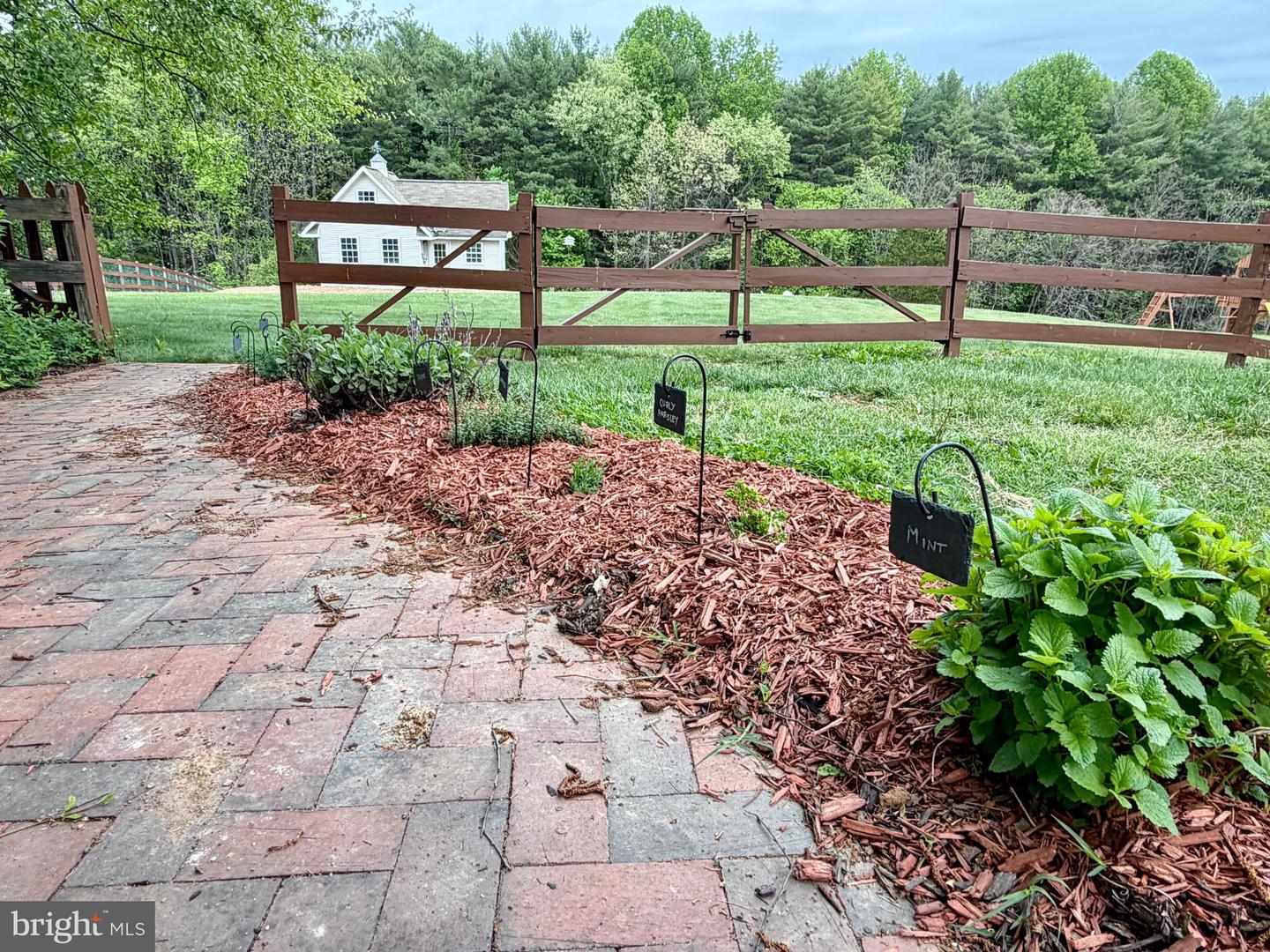 Boyds, Maryland, 20841, United States, 5 Bedrooms Bedrooms, ,5 BathroomsBathrooms,Residential,Active,2044597