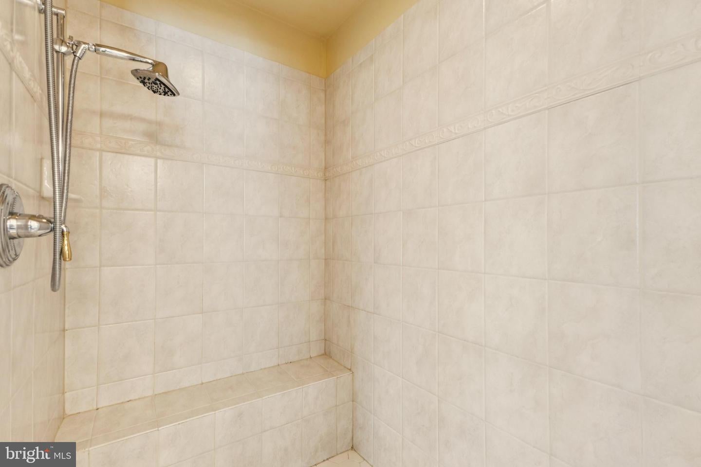 Gainesville, Virginia, 20155, United States, 5 Bedrooms Bedrooms, ,5 BathroomsBathrooms,Residential,Active,1929794