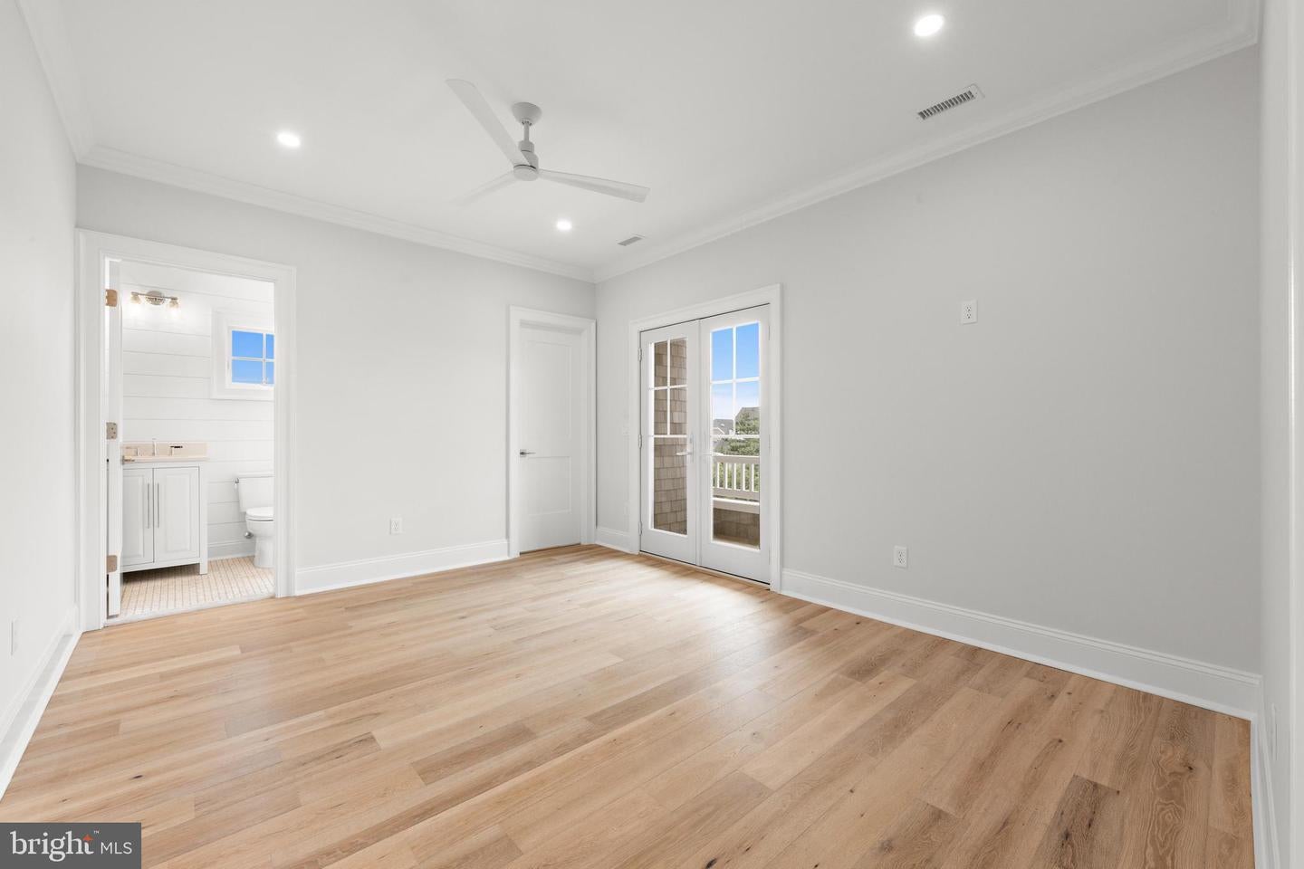 Long Beach Township, New Jersey, 08008, United States, 6 Bedrooms Bedrooms, ,7 BathroomsBathrooms,Residential,Active,1889026