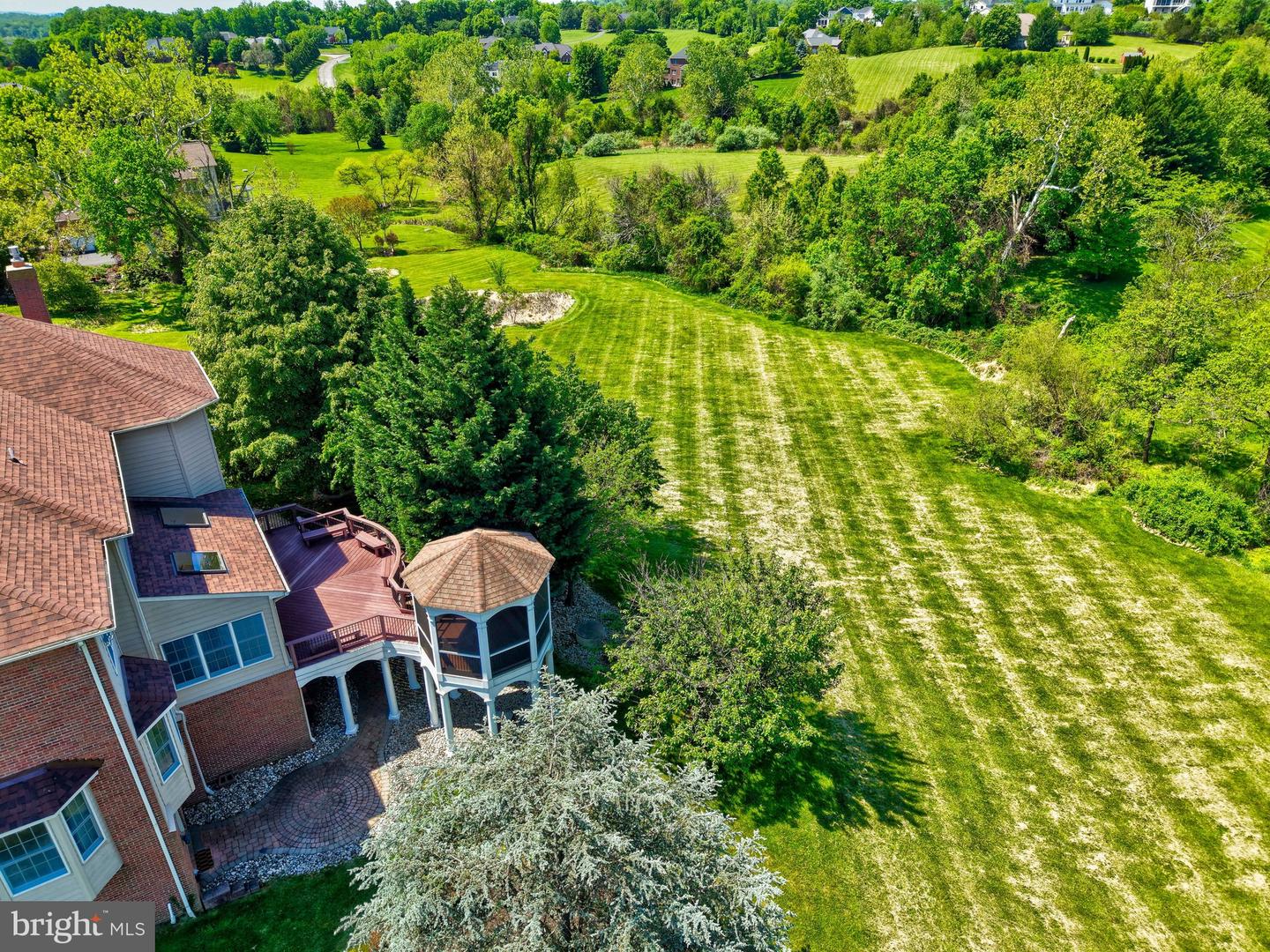 Leesburg, Virginia, 20175, United States, 5 Bedrooms Bedrooms, ,5 BathroomsBathrooms,Residential,Active,2021689