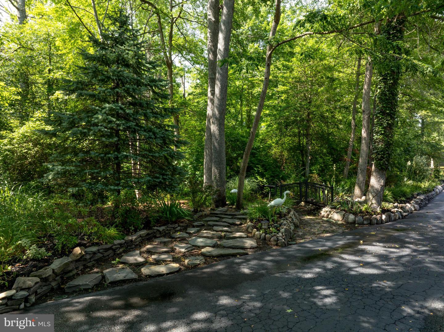 Manahawkin, New Jersey, 08050, United States, 4 Bedrooms Bedrooms, ,3 BathroomsBathrooms,Residential,Active,1879973