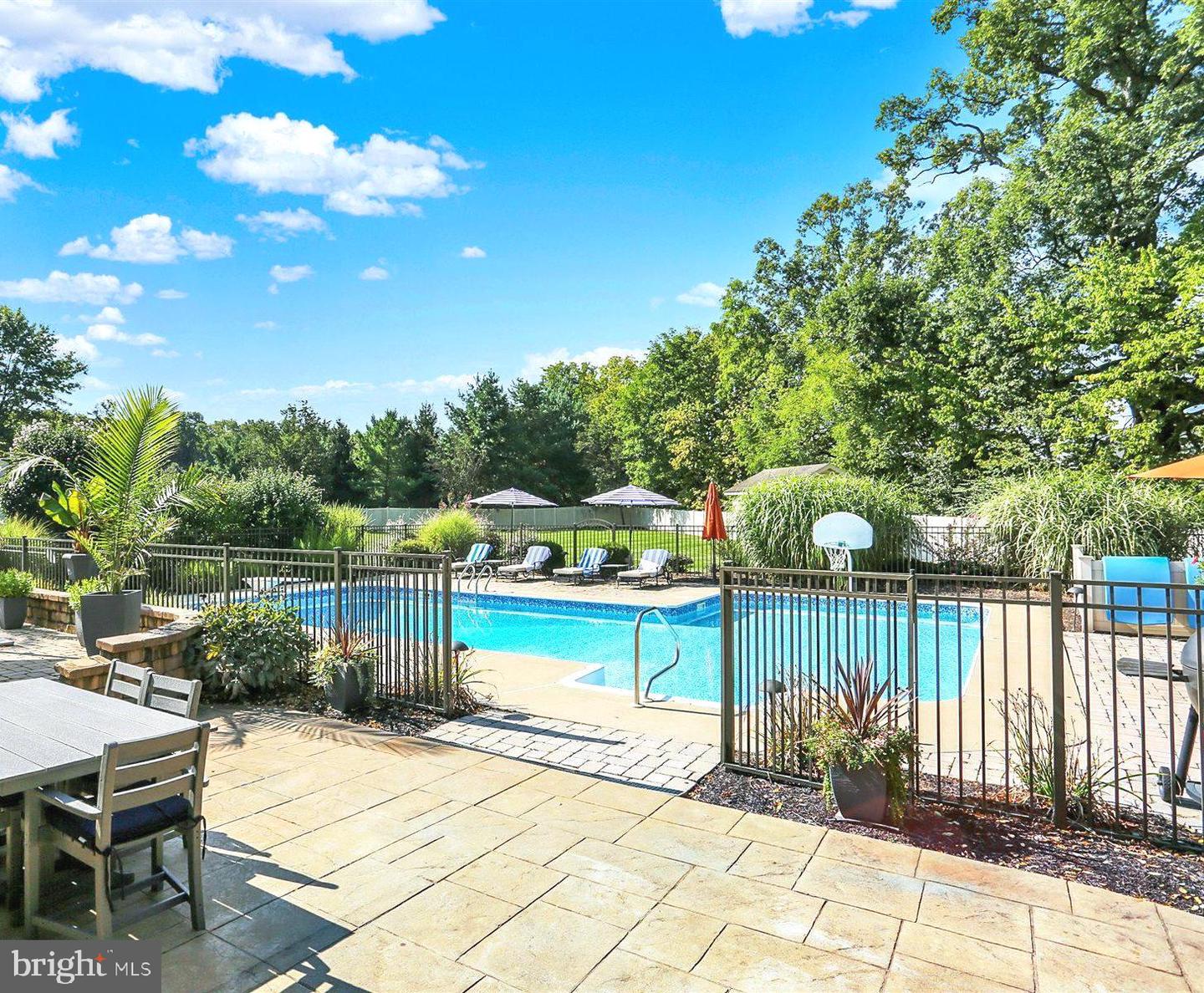 Mechanicsburg, Pennsylvania, 17050, United States, 4 Bedrooms Bedrooms, ,6 BathroomsBathrooms,Residential,Active,1941336