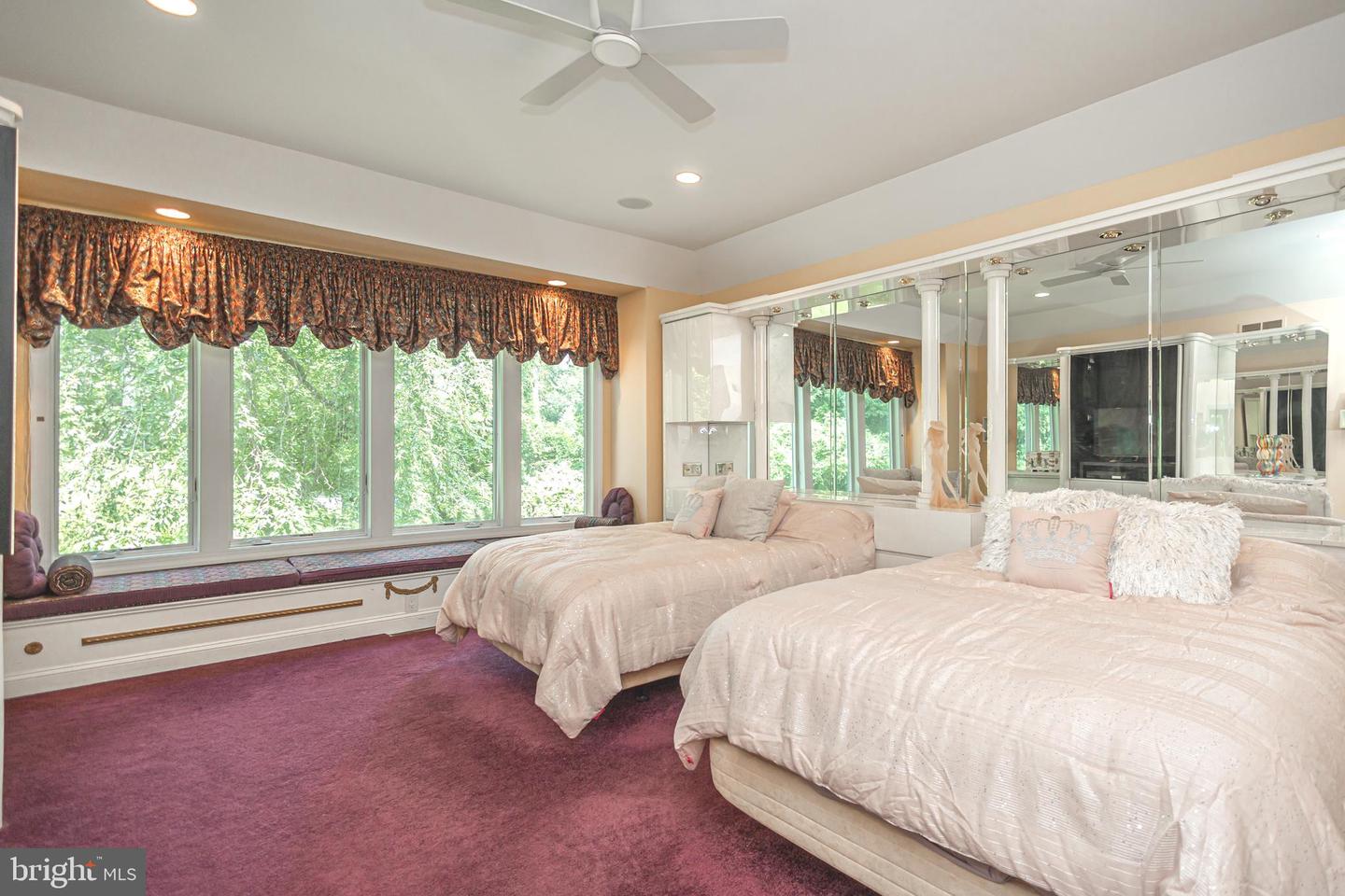 Moorestown, New Jersey, 08057, United States, 5 Bedrooms Bedrooms, ,7 BathroomsBathrooms,Residential,Active,1889333