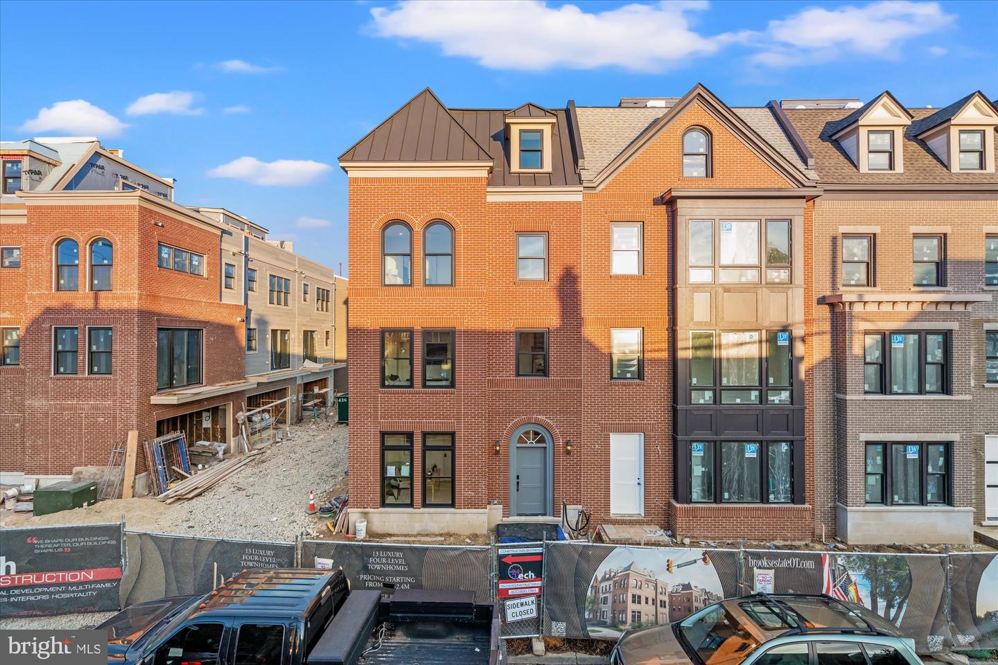 Alexandria, Virginia, 22314, United States, 4 Bedrooms Bedrooms, ,5 BathroomsBathrooms,Residential,Active,1954312