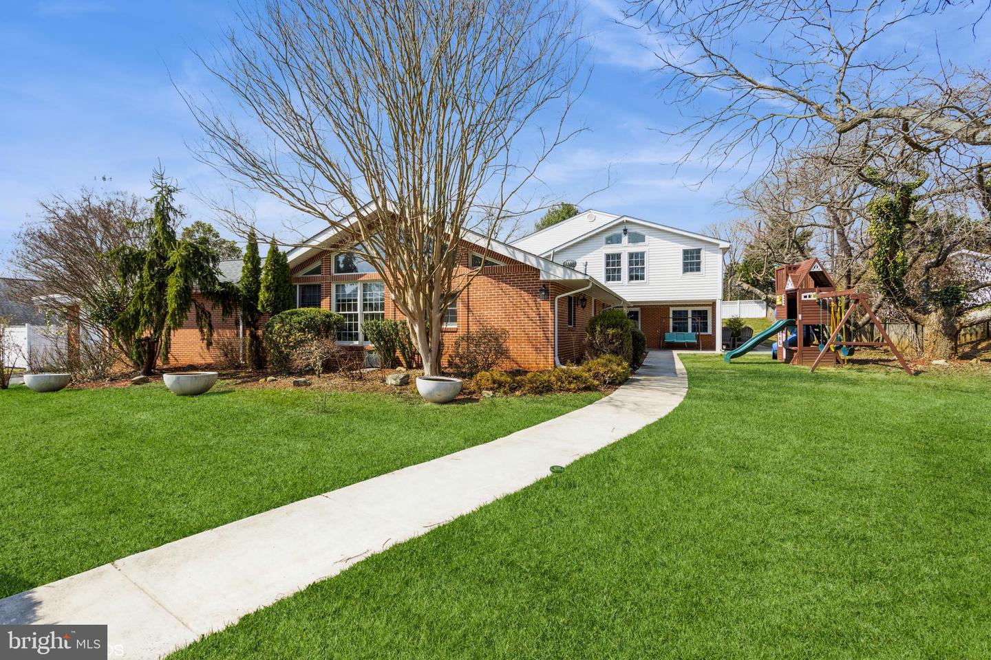 Baltimore, Maryland, 21208, United States, 7 Bedrooms Bedrooms, ,7 BathroomsBathrooms,Residential,Active,2043436