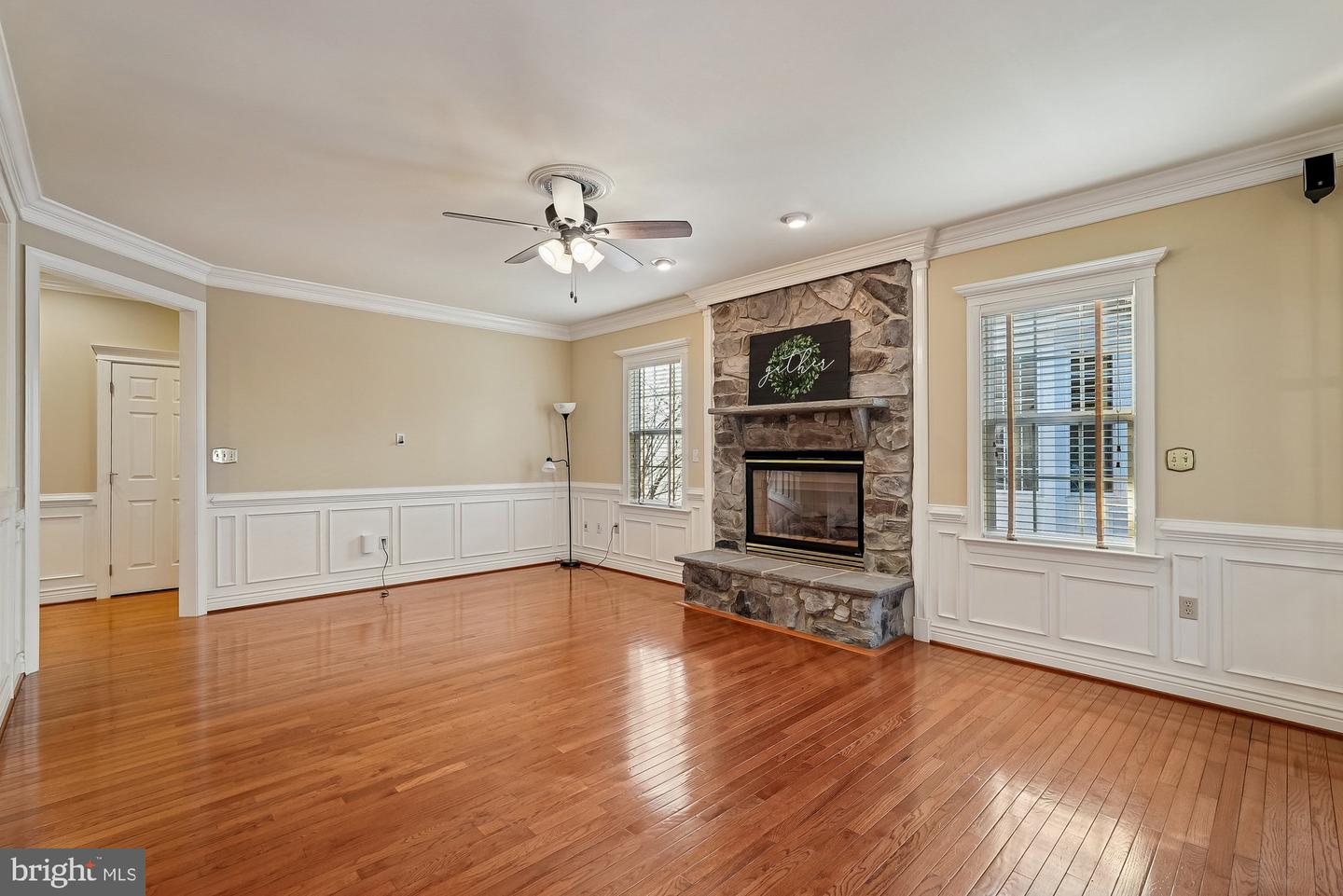Chantilly, Virginia, 20152, United States, 4 Bedrooms Bedrooms, ,5 BathroomsBathrooms,Residential,Active,2015820