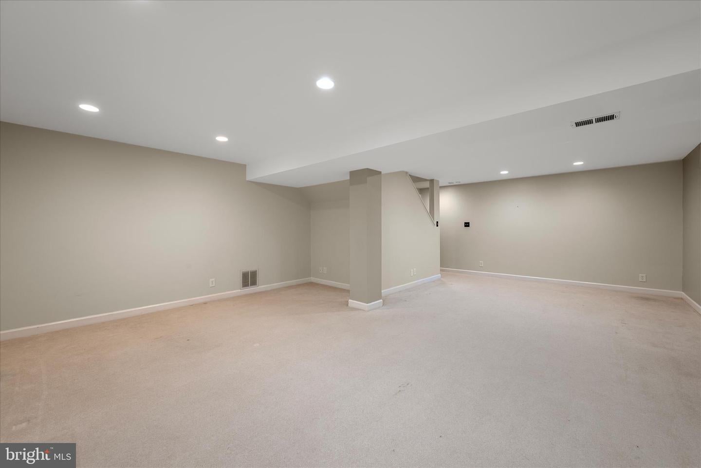 Centreville, Virginia, 20120, United States, 4 Bedrooms Bedrooms, ,3 BathroomsBathrooms,Residential,Active,2015484