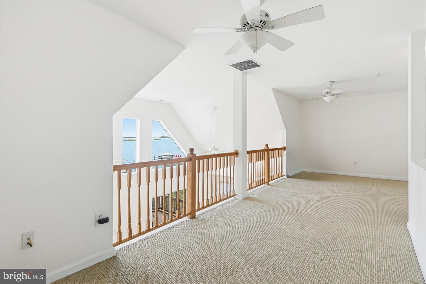 Edgewater, Maryland, 21037, United States, 3 Bedrooms Bedrooms, ,3 BathroomsBathrooms,Residential,Active,2028218