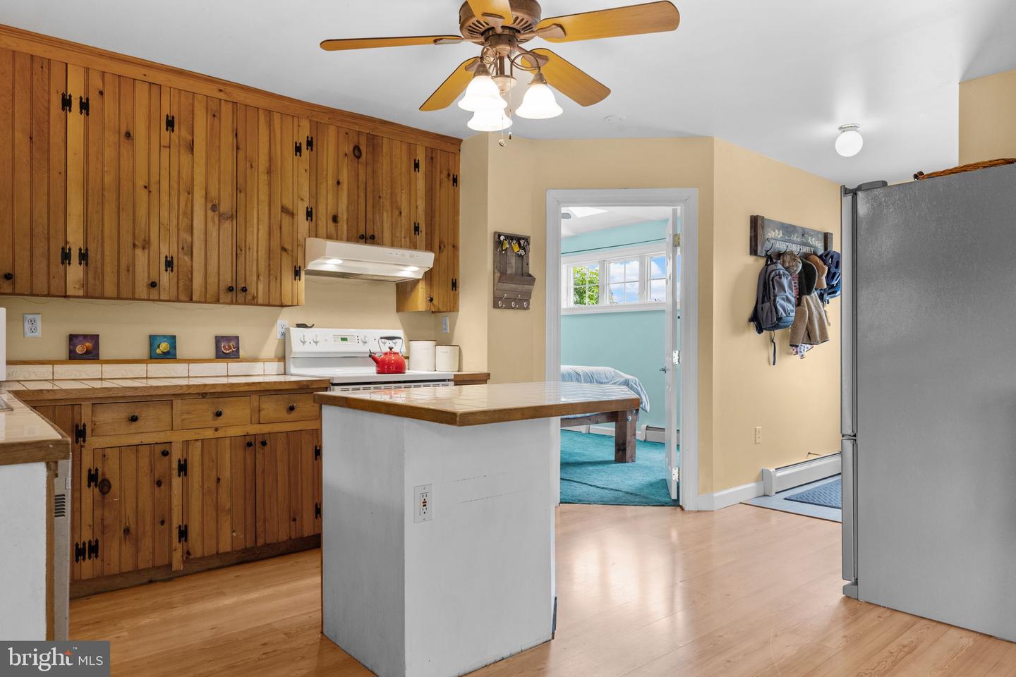 Lambertville, New Jersey, 08530, United States, 6 Bedrooms Bedrooms, ,5 BathroomsBathrooms,Residential,Active,1843838