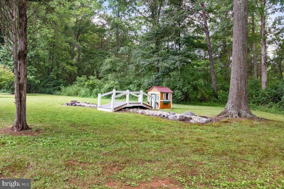 Nokesville, Virginia, 20181, United States, 4 Bedrooms Bedrooms, ,4 BathroomsBathrooms,Residential,Active,1909876