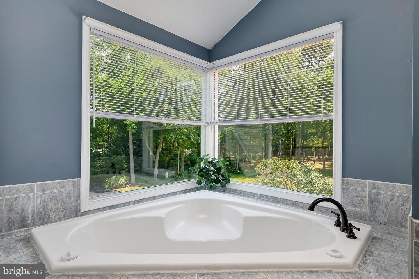 Manahawkin, New Jersey, 08050, United States, 4 Bedrooms Bedrooms, ,3 BathroomsBathrooms,Residential,Active,1879973