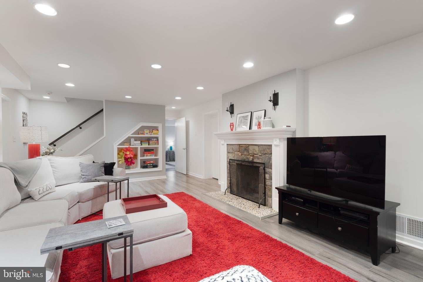 Arlington, Virginia, 22207, United States, 5 Bedrooms Bedrooms, ,4 BathroomsBathrooms,Residential,Active,1943764