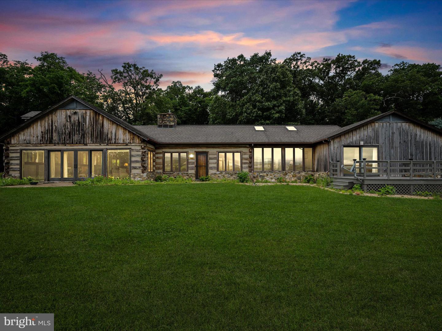 Berryville, Virginia, 22611, United States, 4 Bedrooms Bedrooms, ,3 BathroomsBathrooms,Residential,Active,1884871