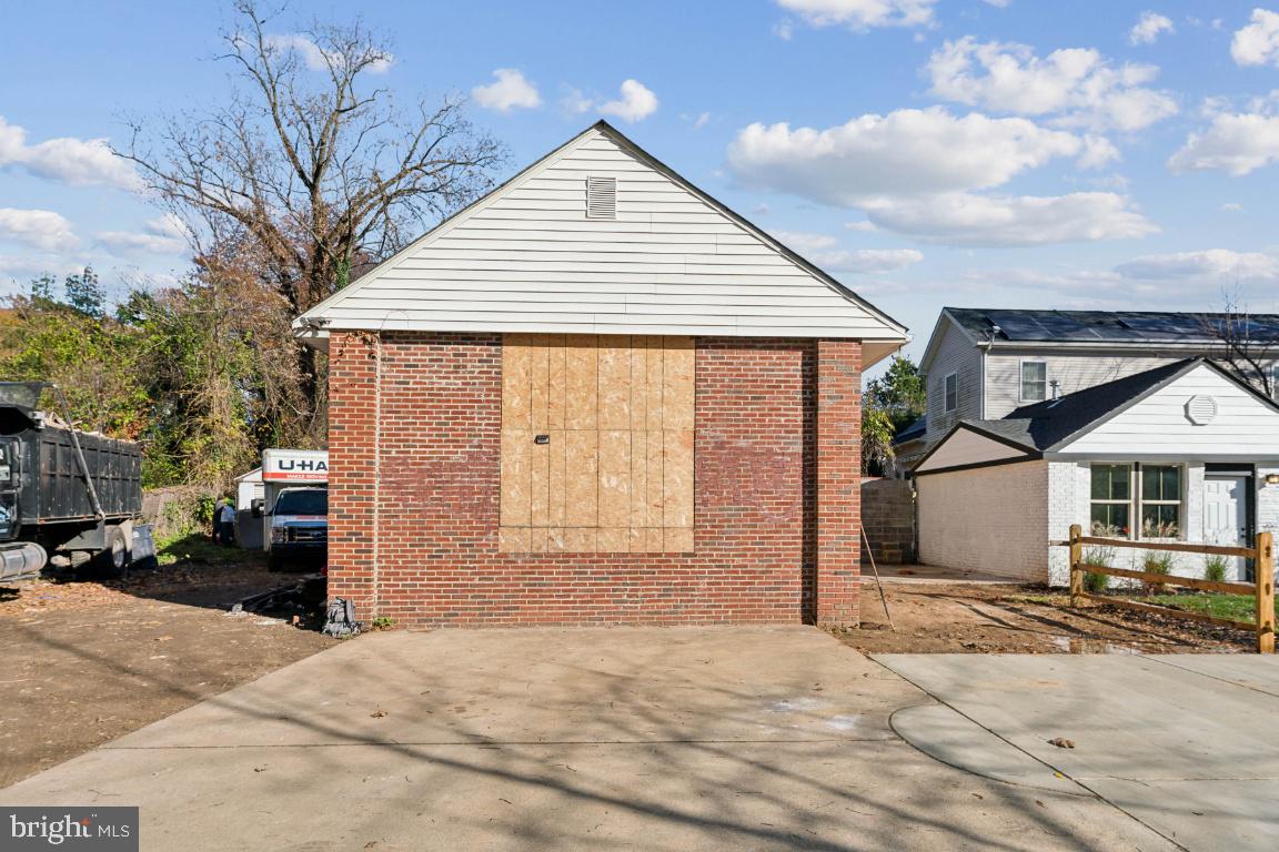 Washington, District Of Columbia, 20018, United States, 5 Bedrooms Bedrooms, ,5 BathroomsBathrooms,Residential,Active,2007330