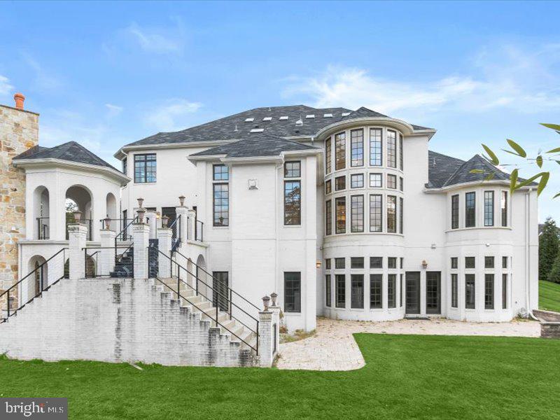 Potomac, Maryland, 20854, United States, 6 Bedrooms Bedrooms, ,7 BathroomsBathrooms,Residential,Active,1927645