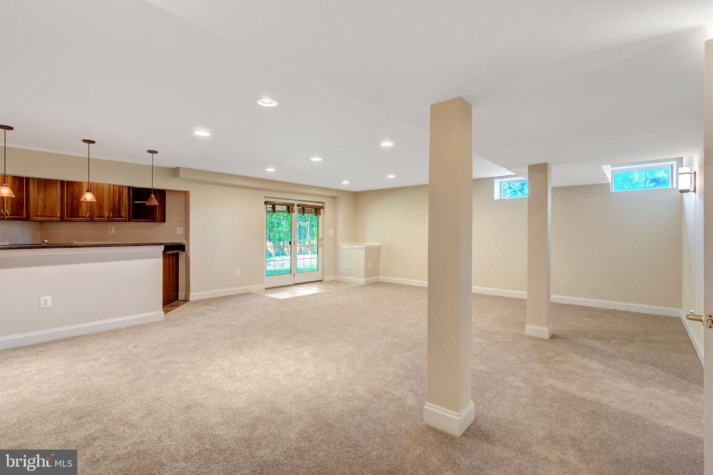 Haymarket, Virginia, 20169, United States, 5 Bedrooms Bedrooms, ,5 BathroomsBathrooms,Residential,Pending,2031766