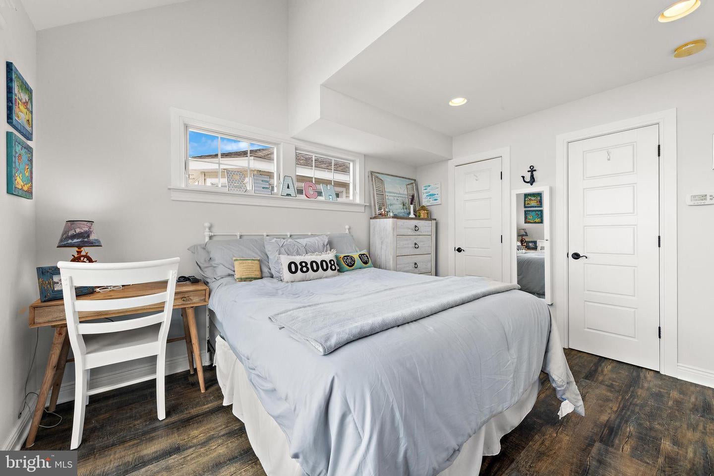 Beach Haven, New Jersey, 08008, United States, 5 Bedrooms Bedrooms, ,4 BathroomsBathrooms,Residential,Active,1941132