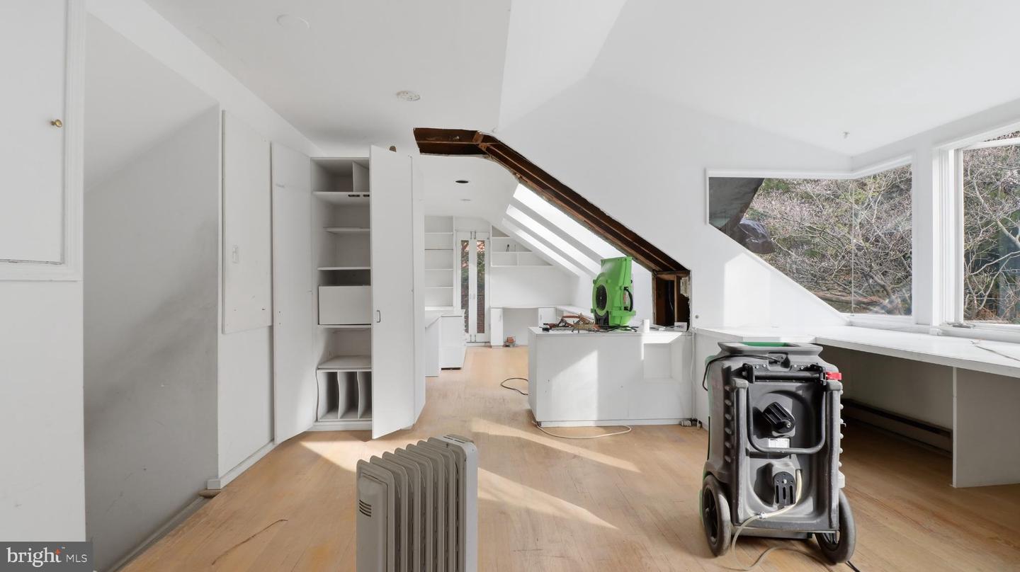 Washington, District Of Columbia, 20007, United States, ,Residential,Active,2002600