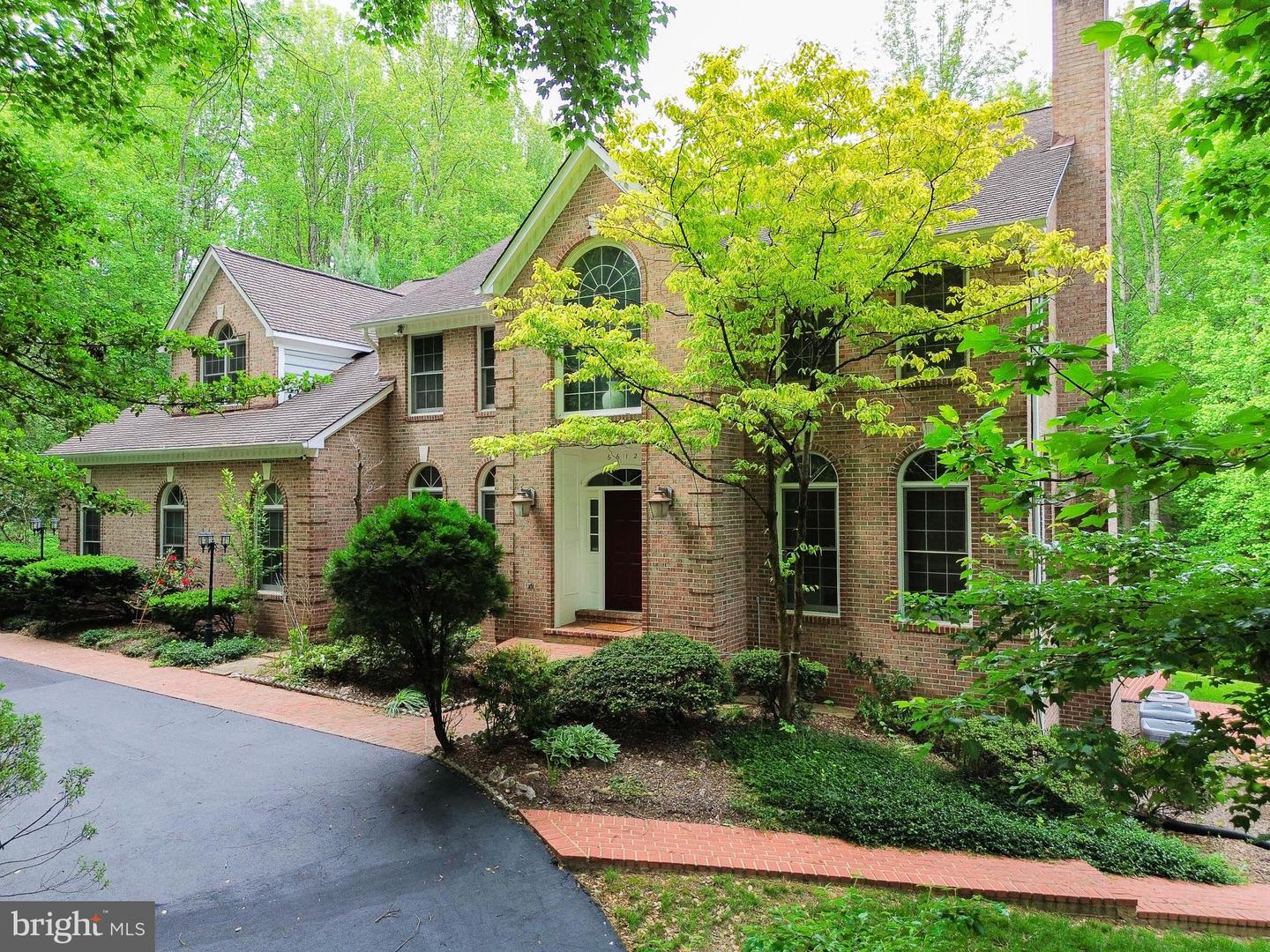 Clifton, Virginia, 20124, United States, 5 Bedrooms Bedrooms, ,6 BathroomsBathrooms,Residential,Active,2025639