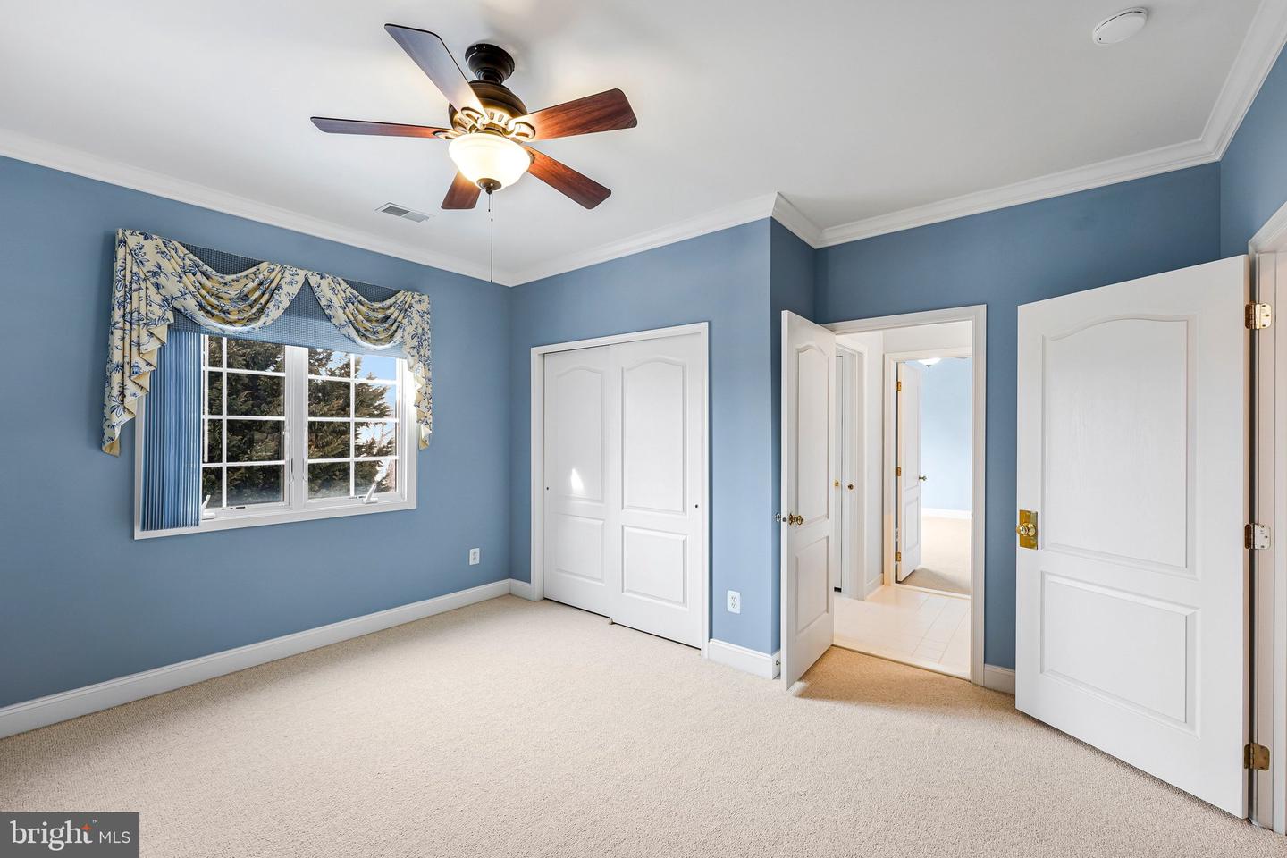 Leesburg, Virginia, 20175, United States, 5 Bedrooms Bedrooms, ,5 BathroomsBathrooms,Residential,Active,2021689
