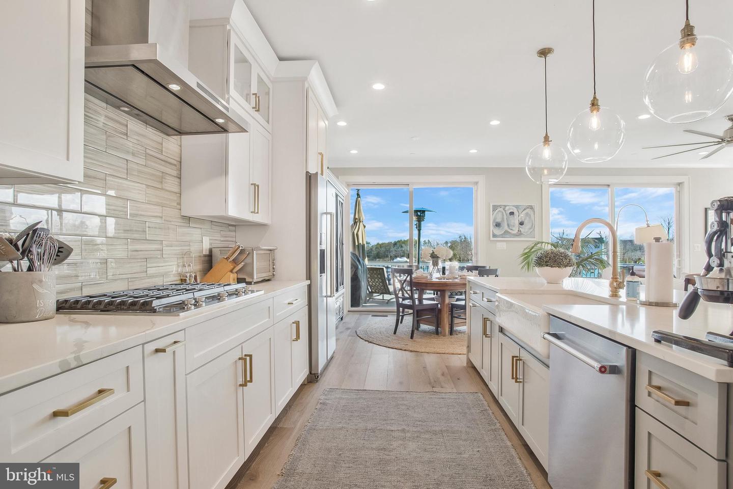 Edgewater, Maryland, 21037, United States, 4 Bedrooms Bedrooms, ,4 BathroomsBathrooms,Residential,Active,2008695