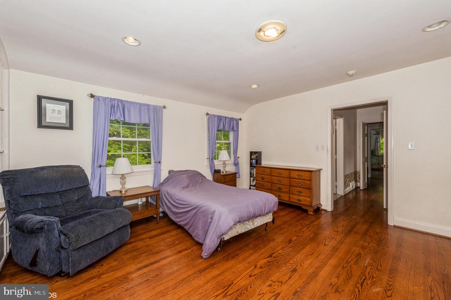 Pikesville, Maryland, 21208, United States, ,6 BathroomsBathrooms,Residential,Pending,1702885