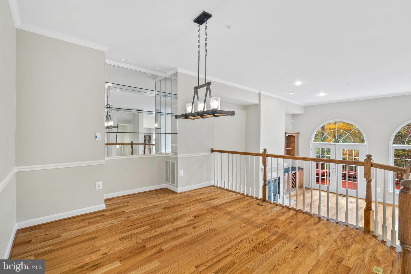 Potomac, Maryland, 20854, United States, 4 Bedrooms Bedrooms, ,4 BathroomsBathrooms,Residential,Active,1973311