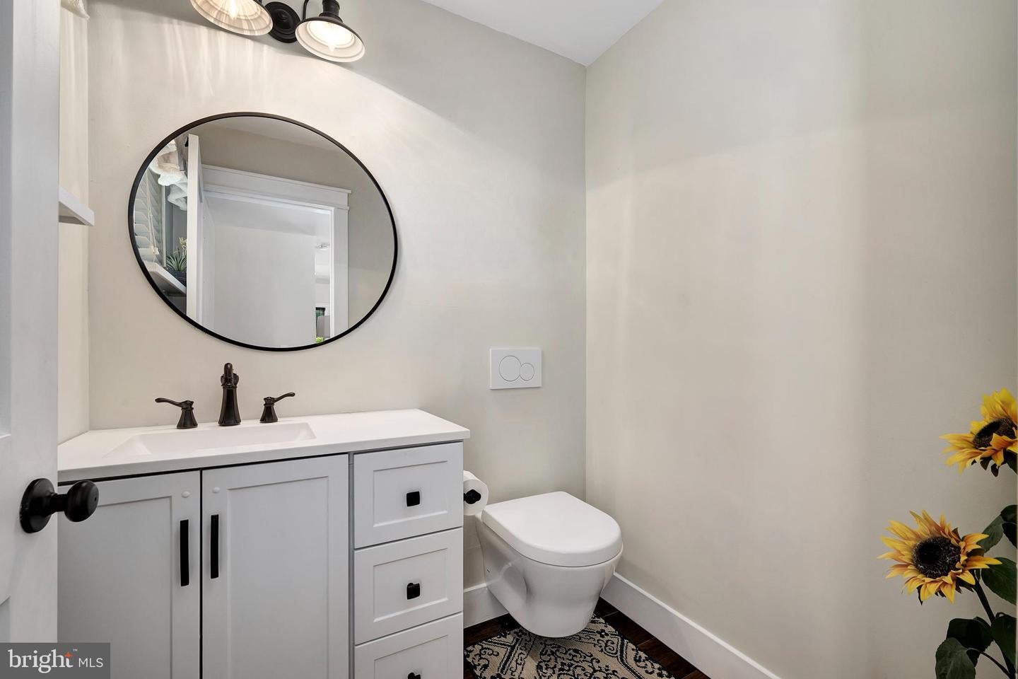 Manahawkin, New Jersey, 08050, United States, 4 Bedrooms Bedrooms, ,3 BathroomsBathrooms,Residential,Active,1879973