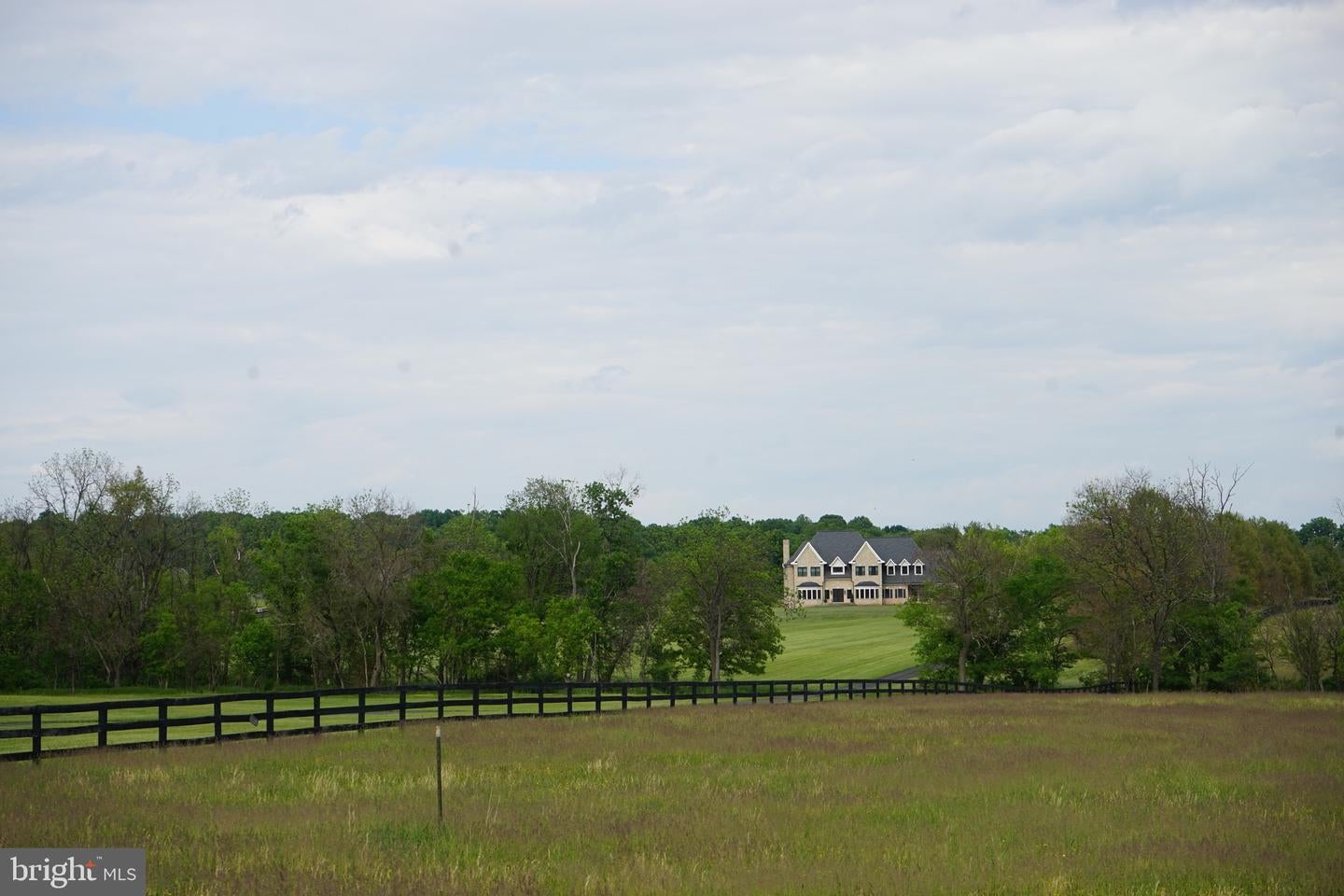 Leesburg, Virginia, 20176, United States, 4 Bedrooms Bedrooms, ,7 BathroomsBathrooms,Residential,Active,2045788