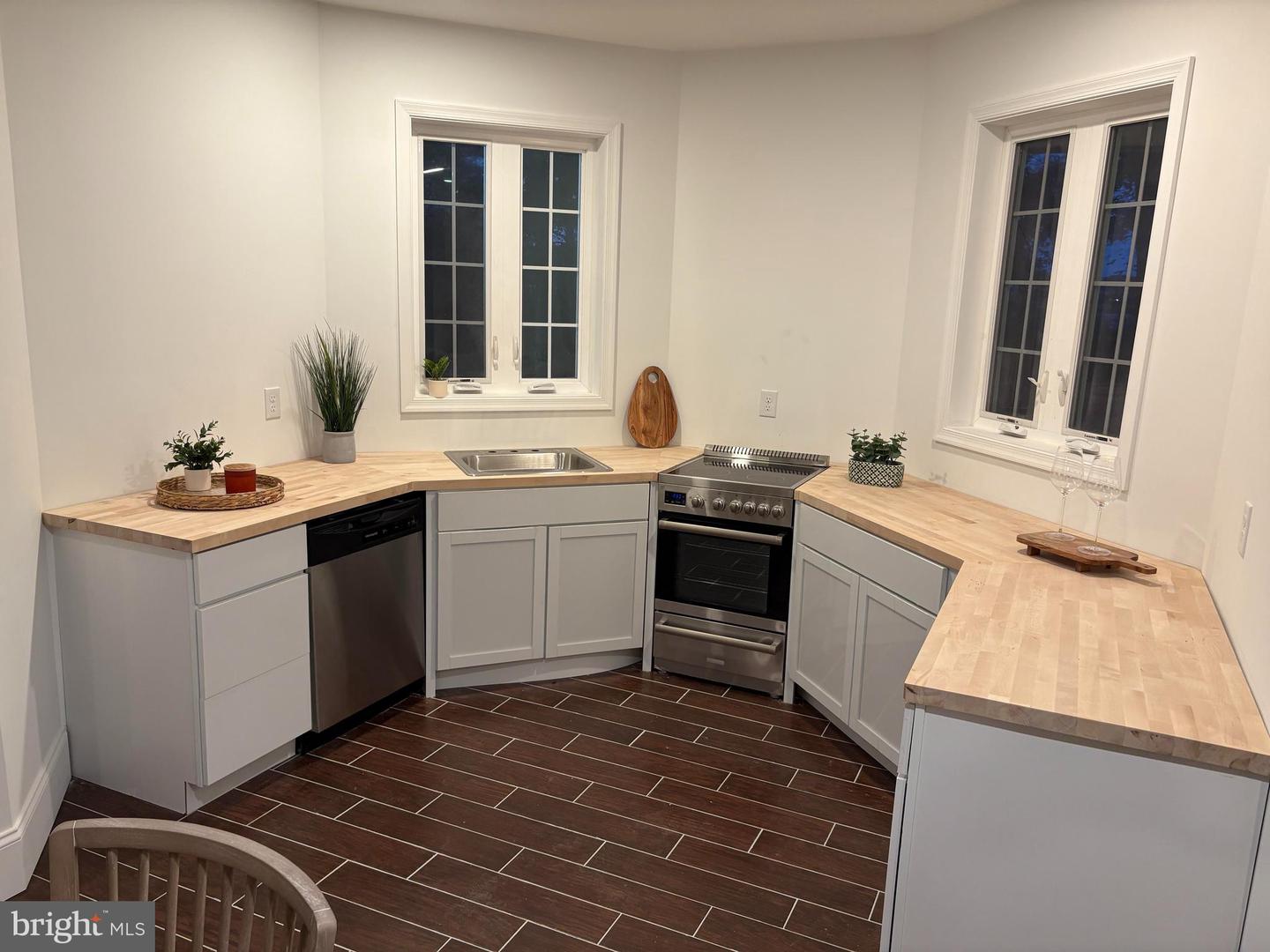 Berlin, Maryland, 21811, United States, 6 Bedrooms Bedrooms, ,5 BathroomsBathrooms,Residential,Active,2001065