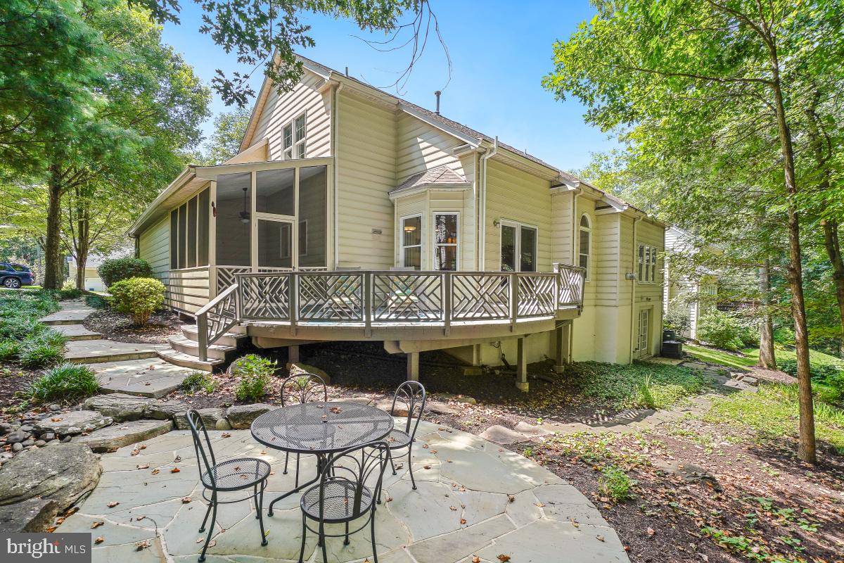 Columbia, Maryland, 21044, United States, 4 Bedrooms Bedrooms, ,3 BathroomsBathrooms,Residential,Active,1913962