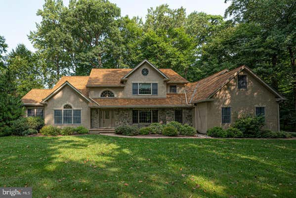 400 CAPTAIN ROBINSON DR, AVONDALE, PA 19311 - Image 1