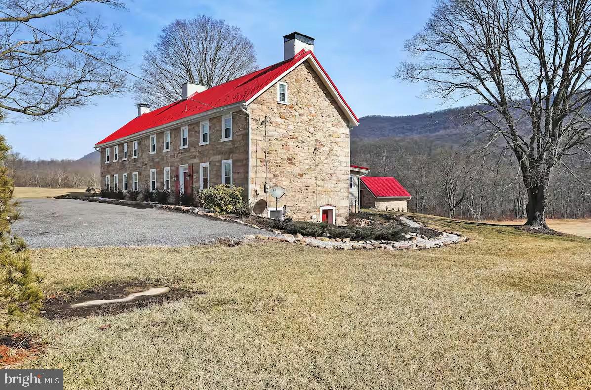 Fort Loudon, Pennsylvania, 17224, United States, 6 Bedrooms Bedrooms, ,7 BathroomsBathrooms,Residential,Pending,2006959