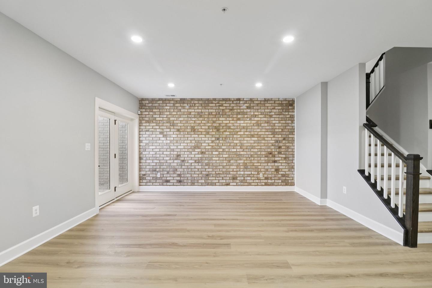 Bowie, Maryland, 20716, United States, 5 Bedrooms Bedrooms, ,5 BathroomsBathrooms,Residential,Active,2006775