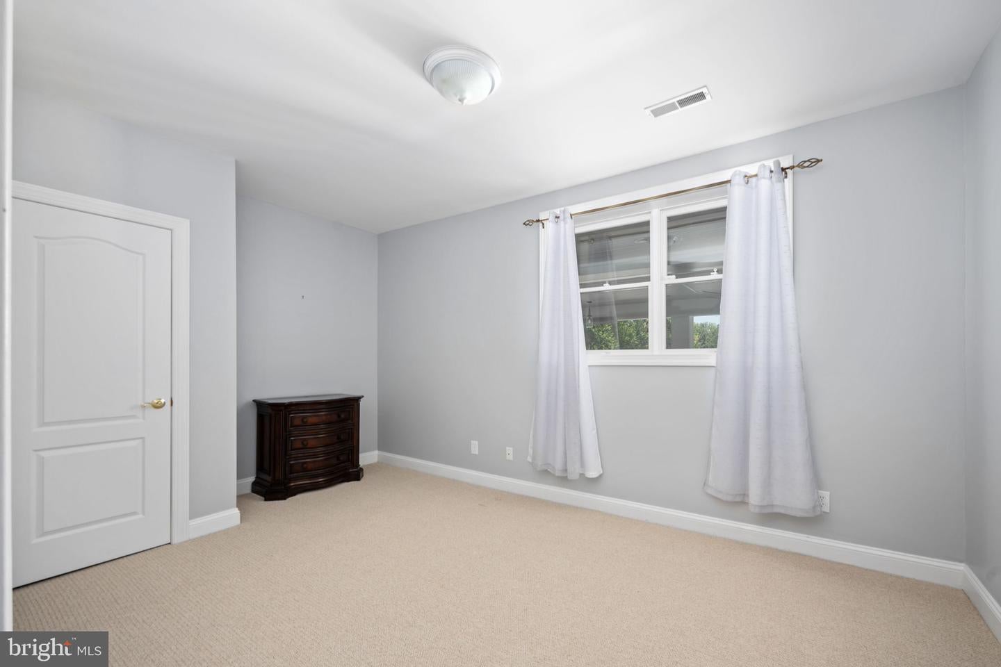 Spotsylvania, Virginia, 22551, United States, 5 Bedrooms Bedrooms, ,5 BathroomsBathrooms,Residential,Contingent,1893243