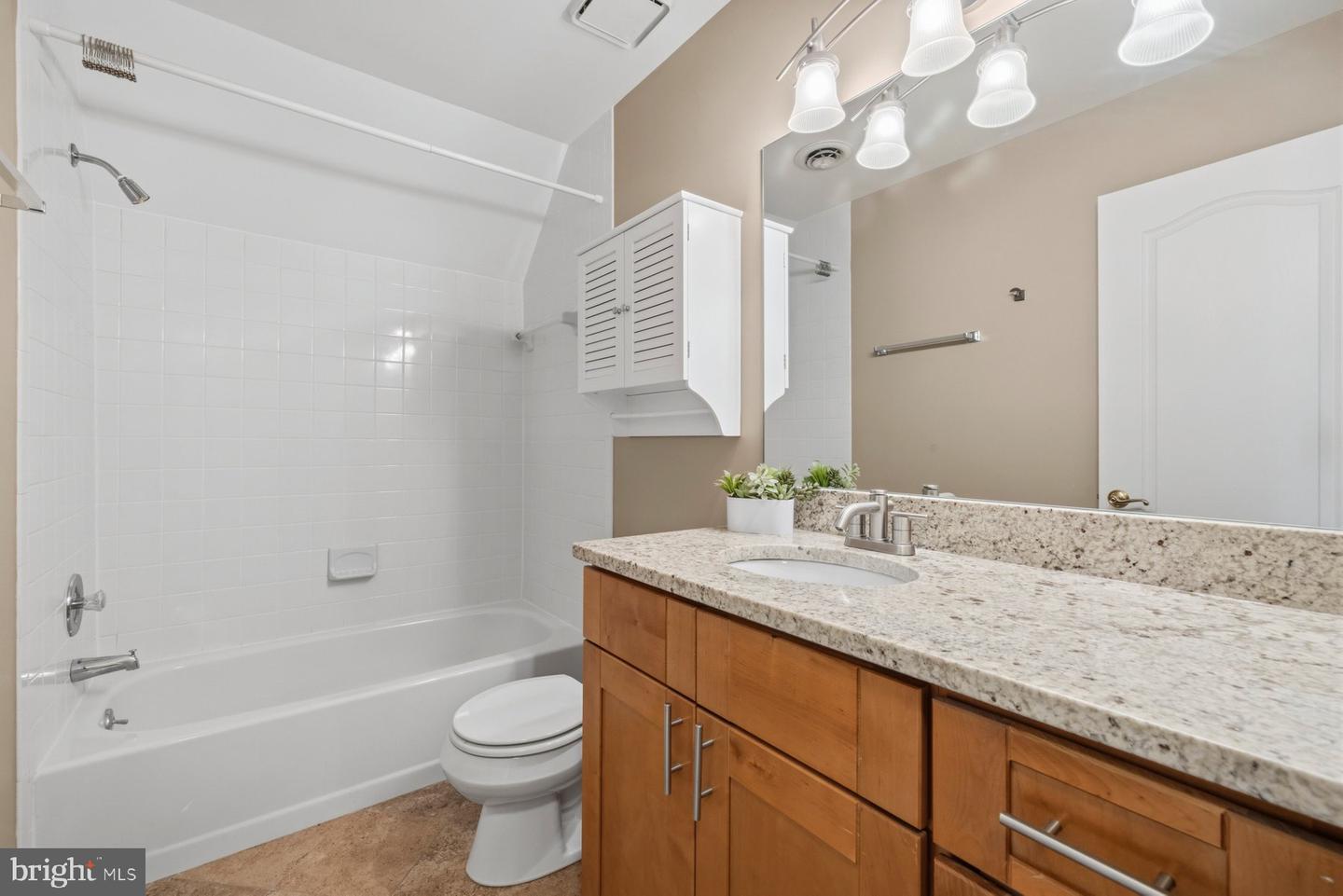 North Potomac, Maryland, 20878, United States, 5 Bedrooms Bedrooms, ,6 BathroomsBathrooms,Residential,Active,2045699