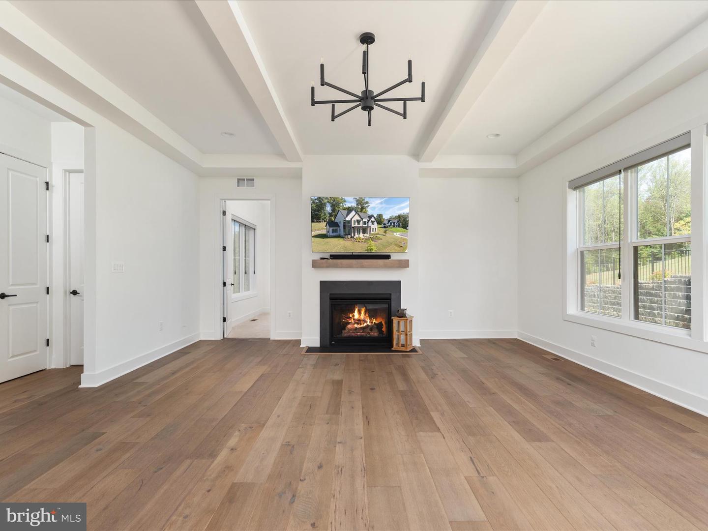 Oakton, Virginia, 22124, United States, 6 Bedrooms Bedrooms, ,6 BathroomsBathrooms,Residential,Active,1960120