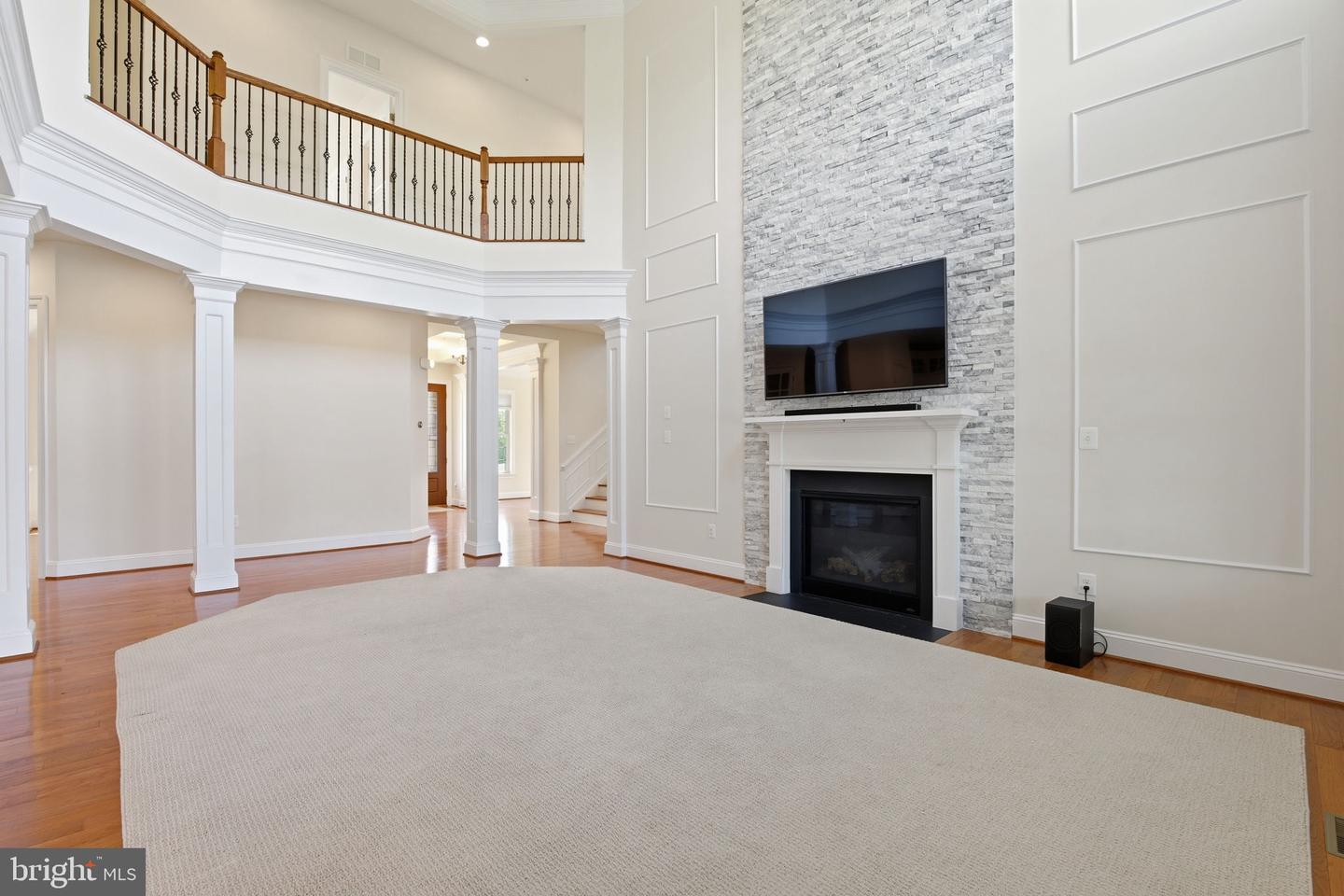Clarksburg, Maryland, 20871, United States, 5 Bedrooms Bedrooms, ,5 BathroomsBathrooms,Residential,Contingent,2045769