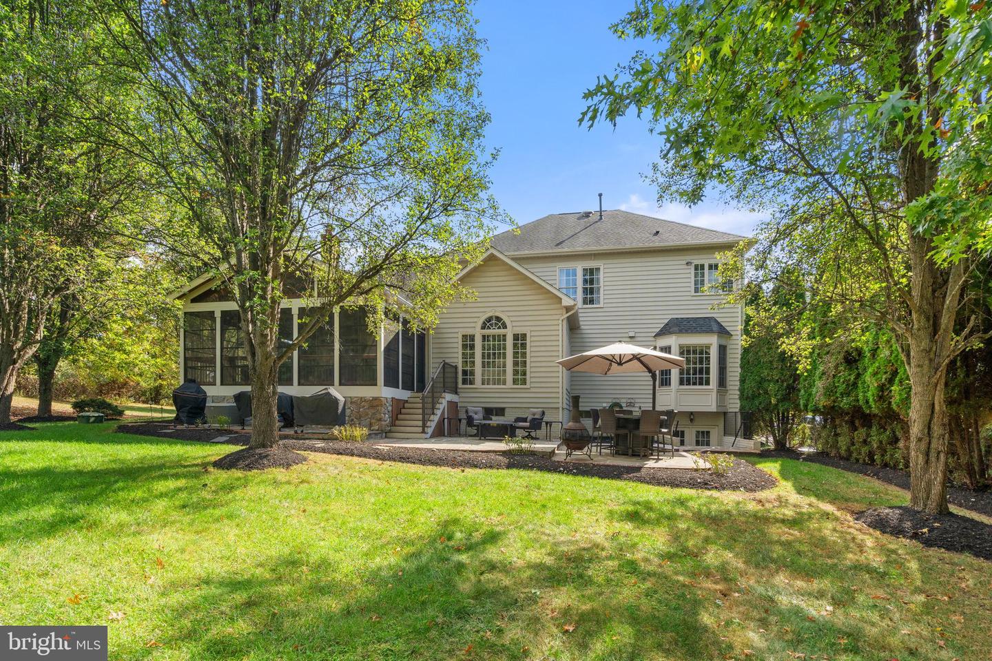 Aldie, Virginia, 20105, United States, 5 Bedrooms Bedrooms, ,5 BathroomsBathrooms,Residential,Active,2010541