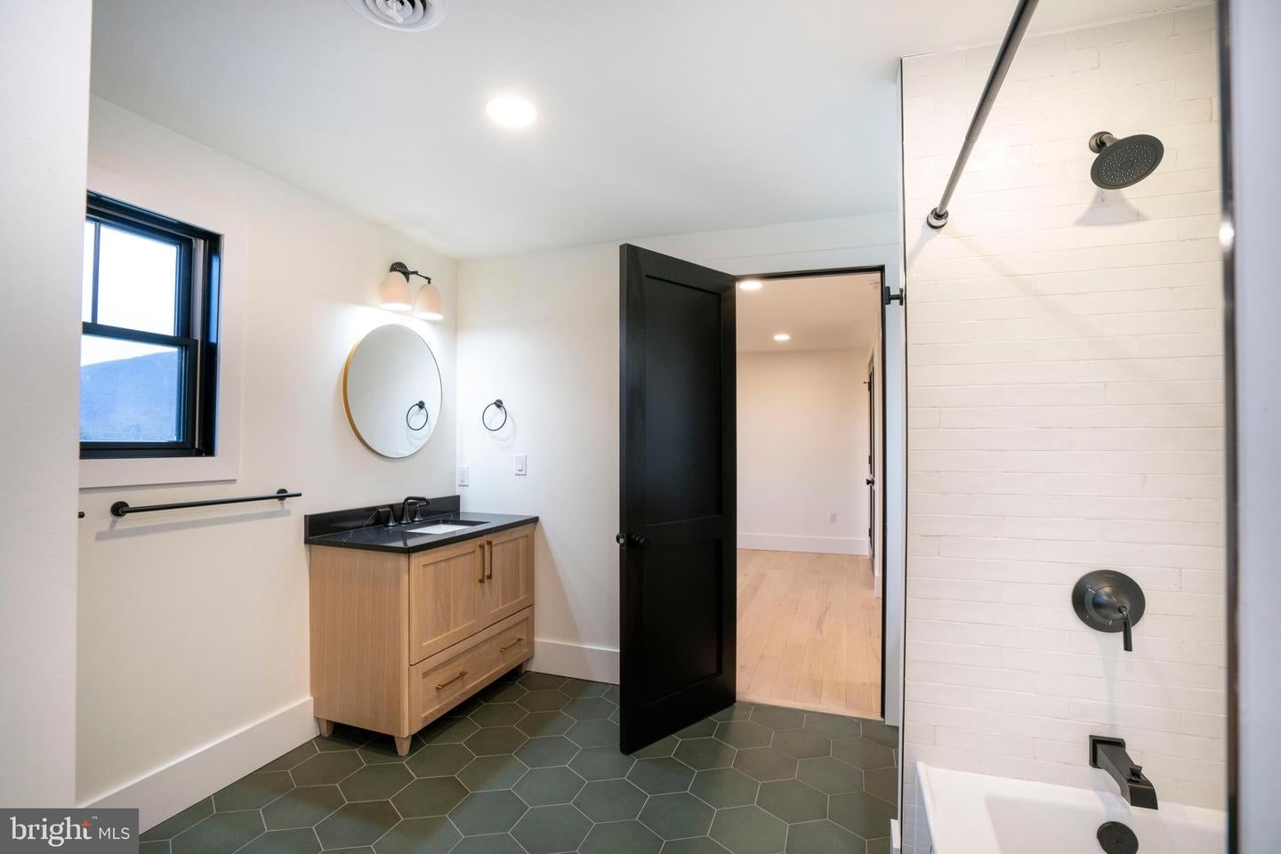 State College, Pennsylvania, 16801, United States, 5 Bedrooms Bedrooms, ,5 BathroomsBathrooms,Residential,Active,2010175