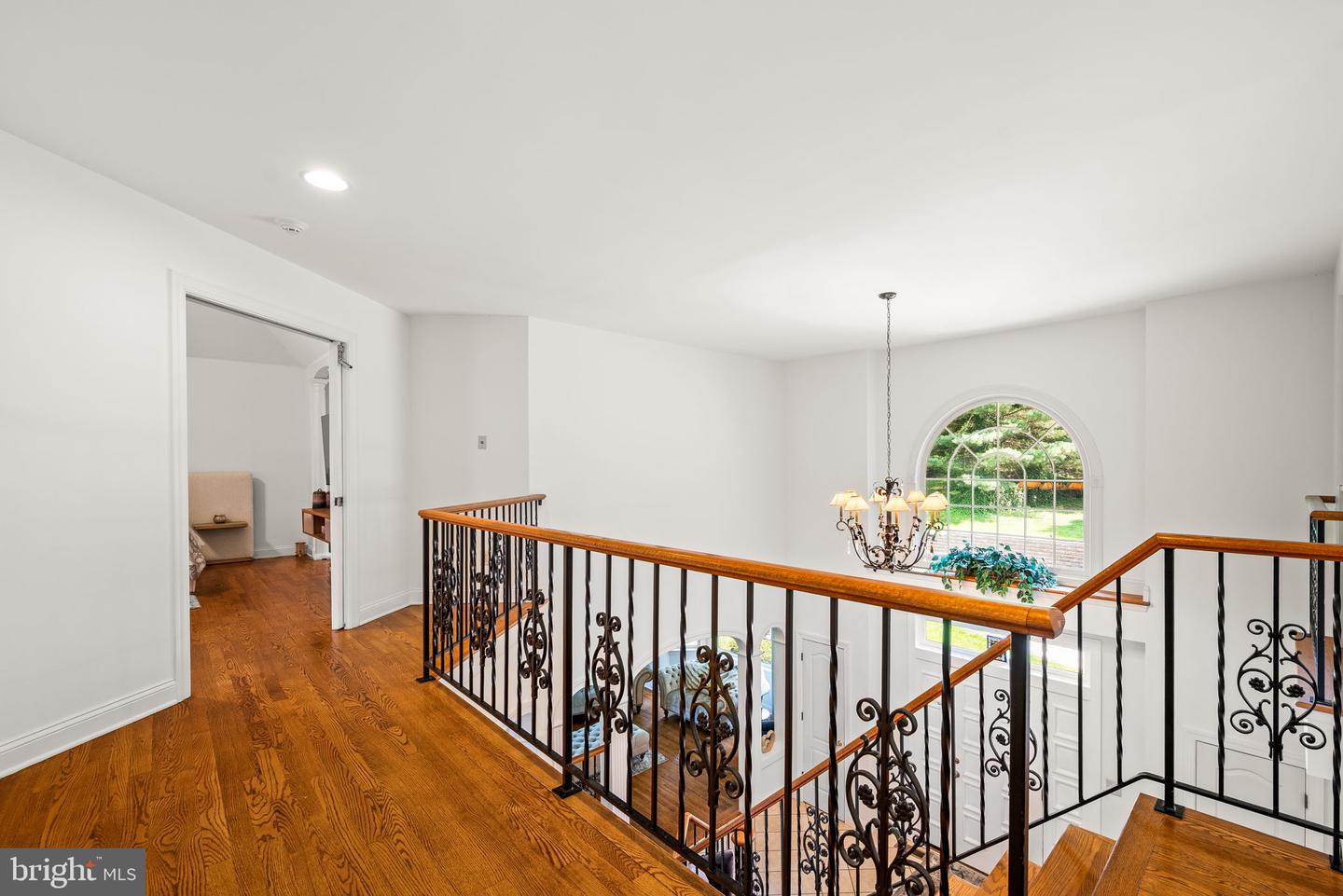 Wallingford, Pennsylvania, 19086, United States, 5 Bedrooms Bedrooms, ,6 BathroomsBathrooms,Residential,Active,1869134