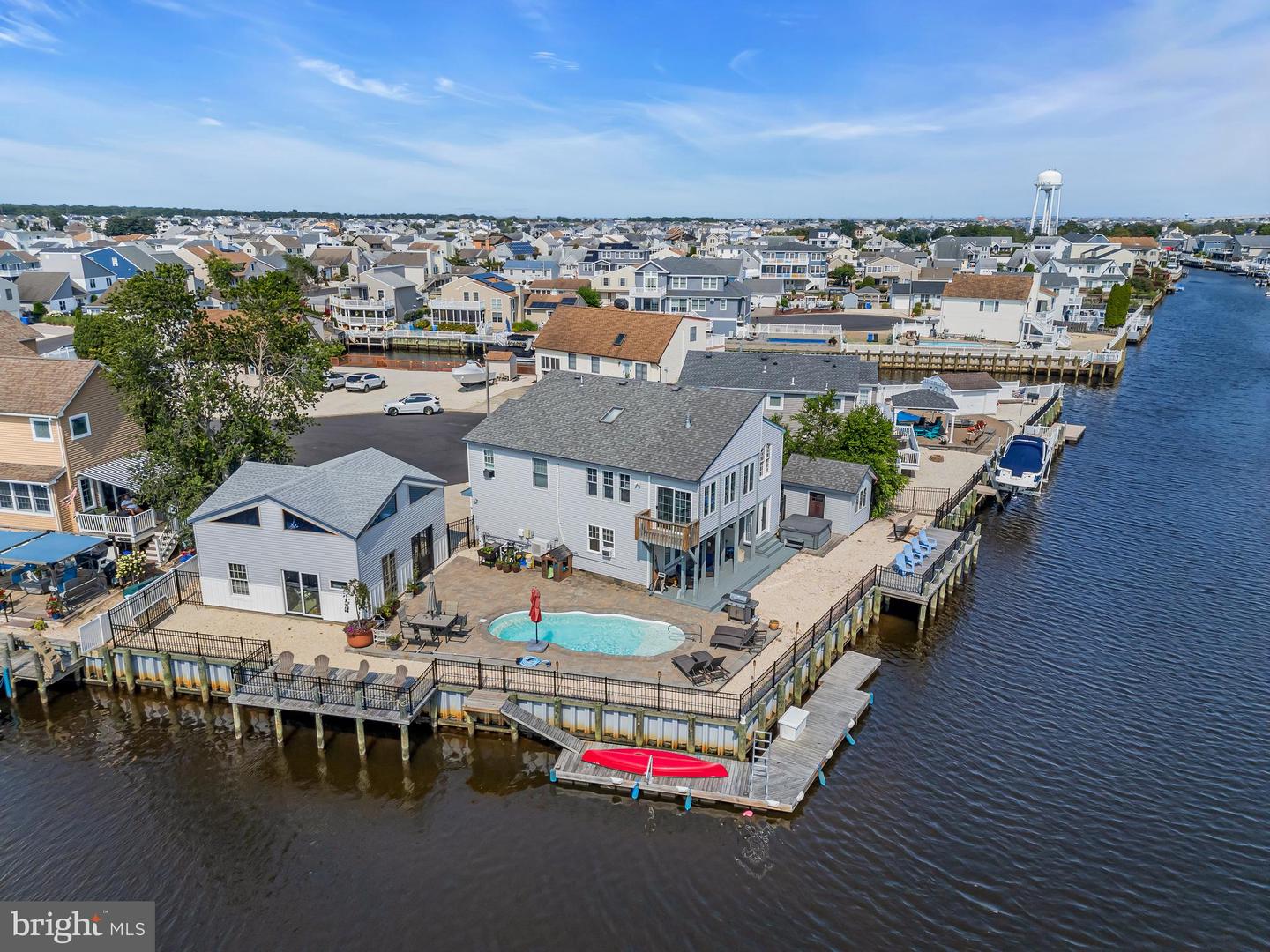 Manahawkin, New Jersey, 08050, United States, 4 Bedrooms Bedrooms, ,2 BathroomsBathrooms,Residential,Active,1919073