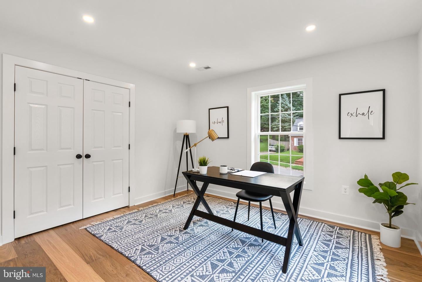Kensington, Maryland, 20895, United States, 5 Bedrooms Bedrooms, ,4 BathroomsBathrooms,Residential,Active,1904171
