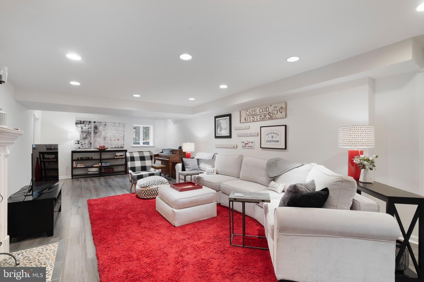 Arlington, Virginia, 22207, United States, 5 Bedrooms Bedrooms, ,4 BathroomsBathrooms,Residential,Active,1943764