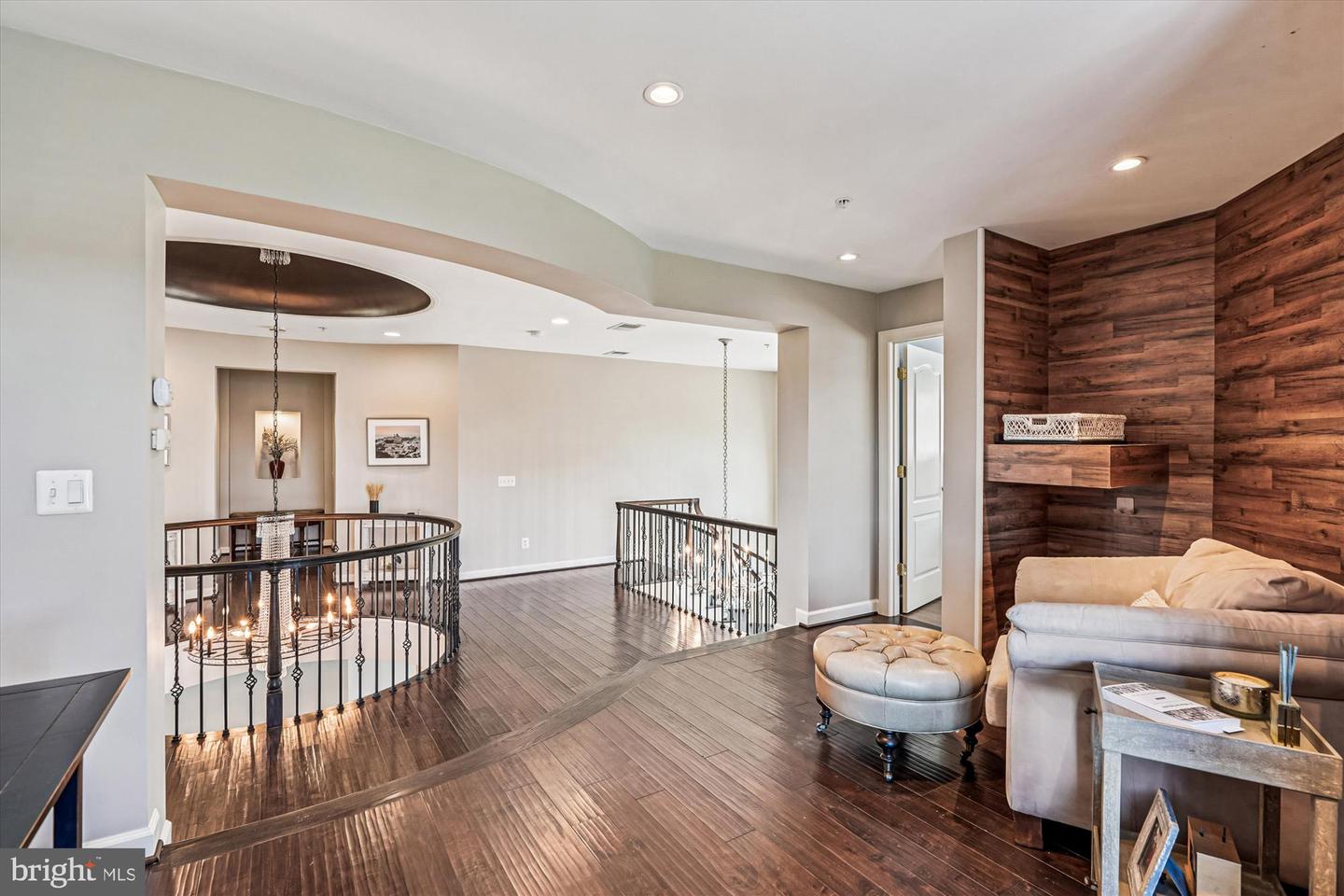 Leesburg, Virginia, 20175, United States, 5 Bedrooms Bedrooms, ,6 BathroomsBathrooms,Residential,Active,1987213