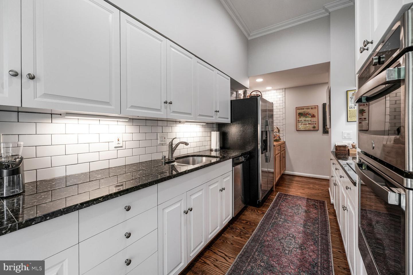 Alexandria, Virginia, 22314, United States, 2 Bedrooms Bedrooms, ,2 BathroomsBathrooms,Residential,Active,1929665