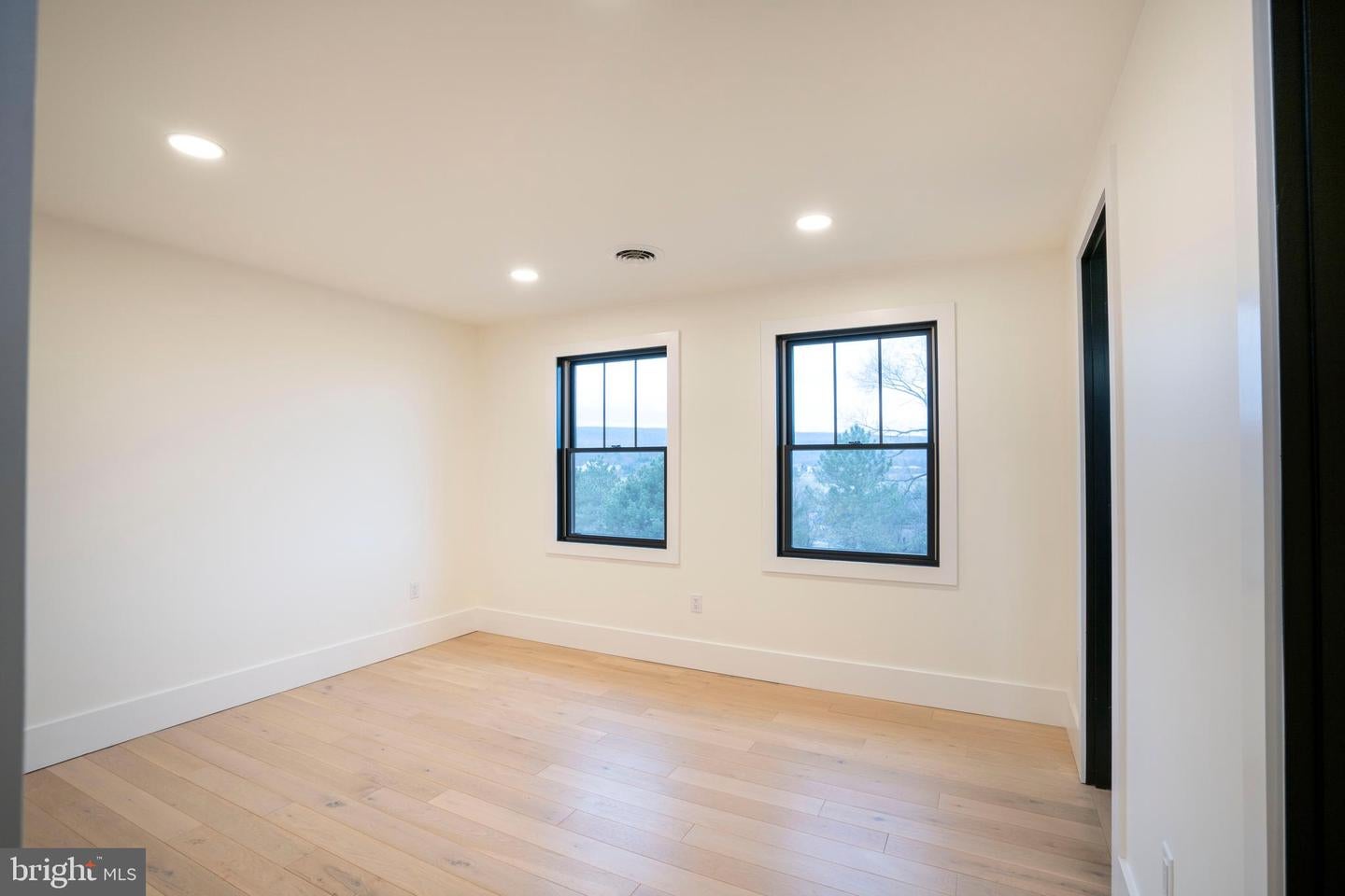 State College, Pennsylvania, 16801, United States, 5 Bedrooms Bedrooms, ,5 BathroomsBathrooms,Residential,Active,2010175