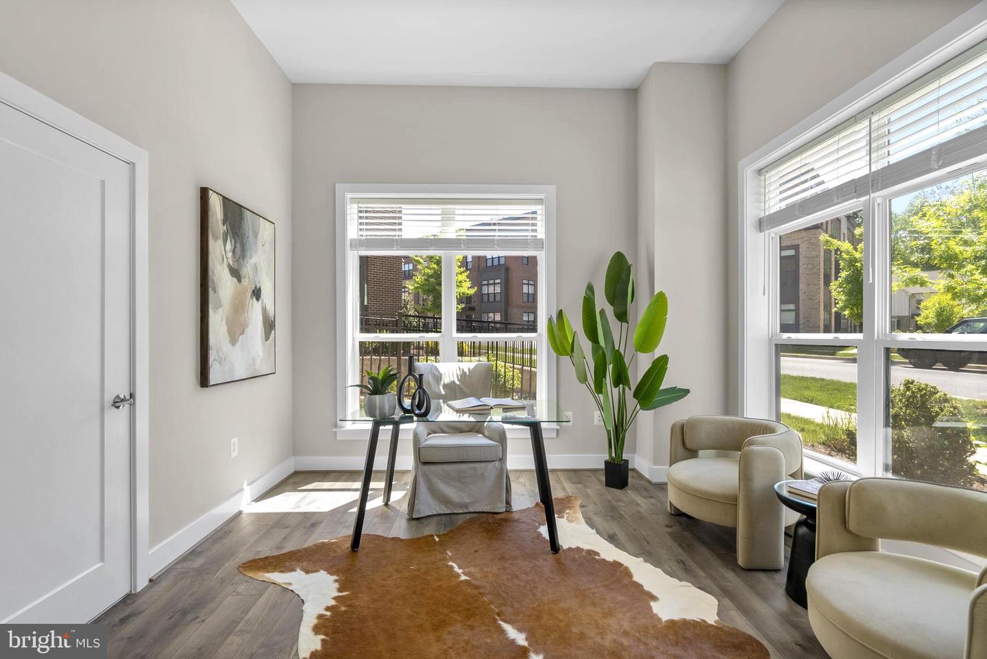 Rockville, Maryland, 20852, United States, 5 Bedrooms Bedrooms, ,5 BathroomsBathrooms,Residential,Active,2044158