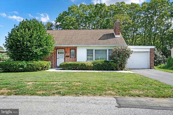 120 SCHOOLHOUSE LN, YORK, PA 17406 - Image 1